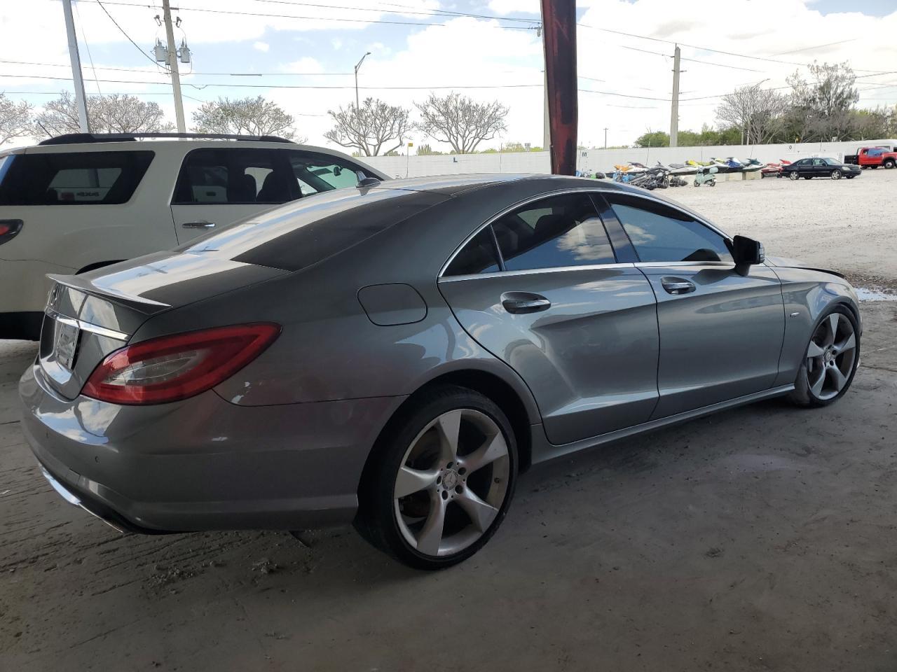 2012 MERCEDES-BENZ CLS 550 - Фото 3