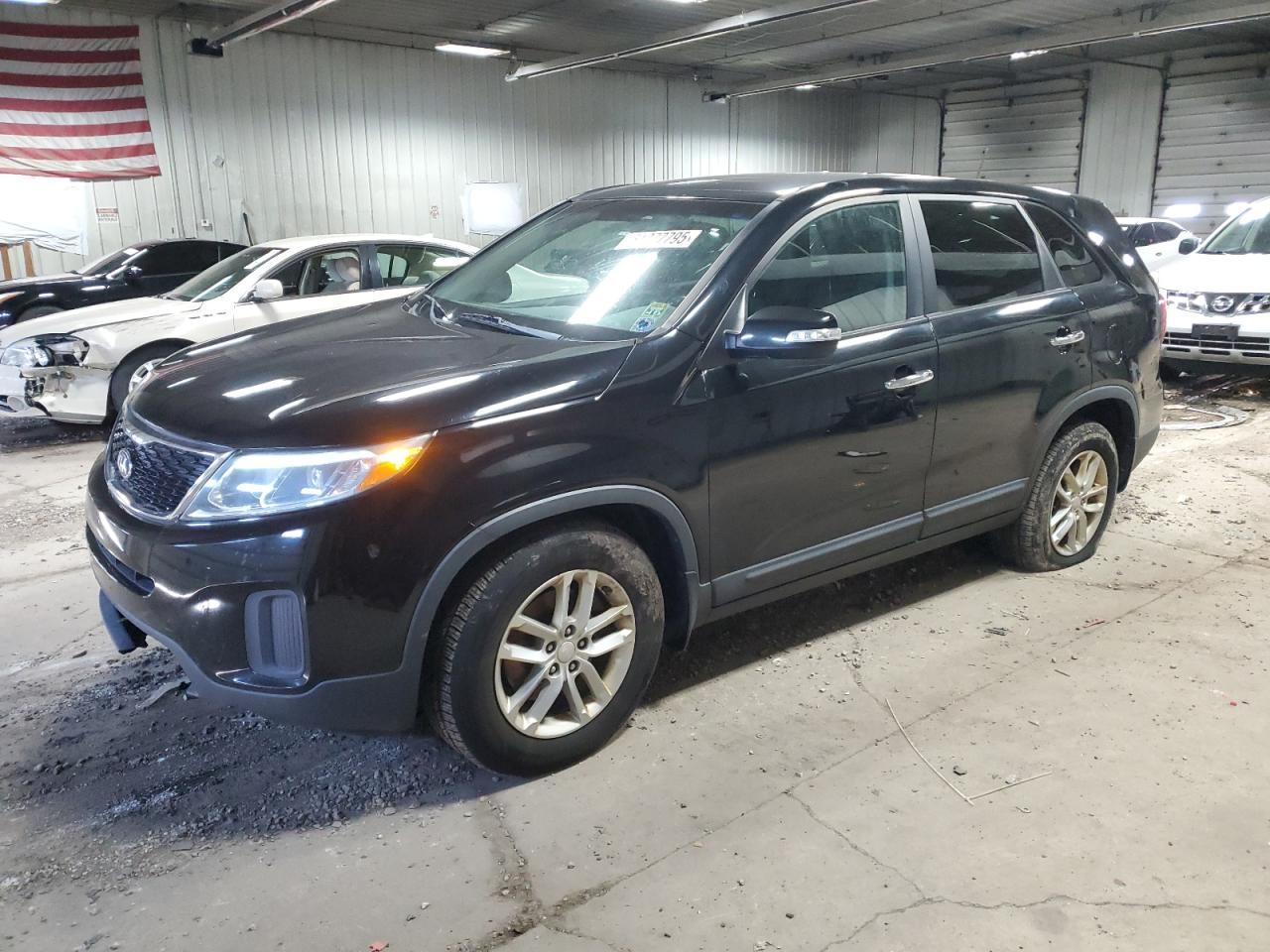 2015 KIA SORENTO LX