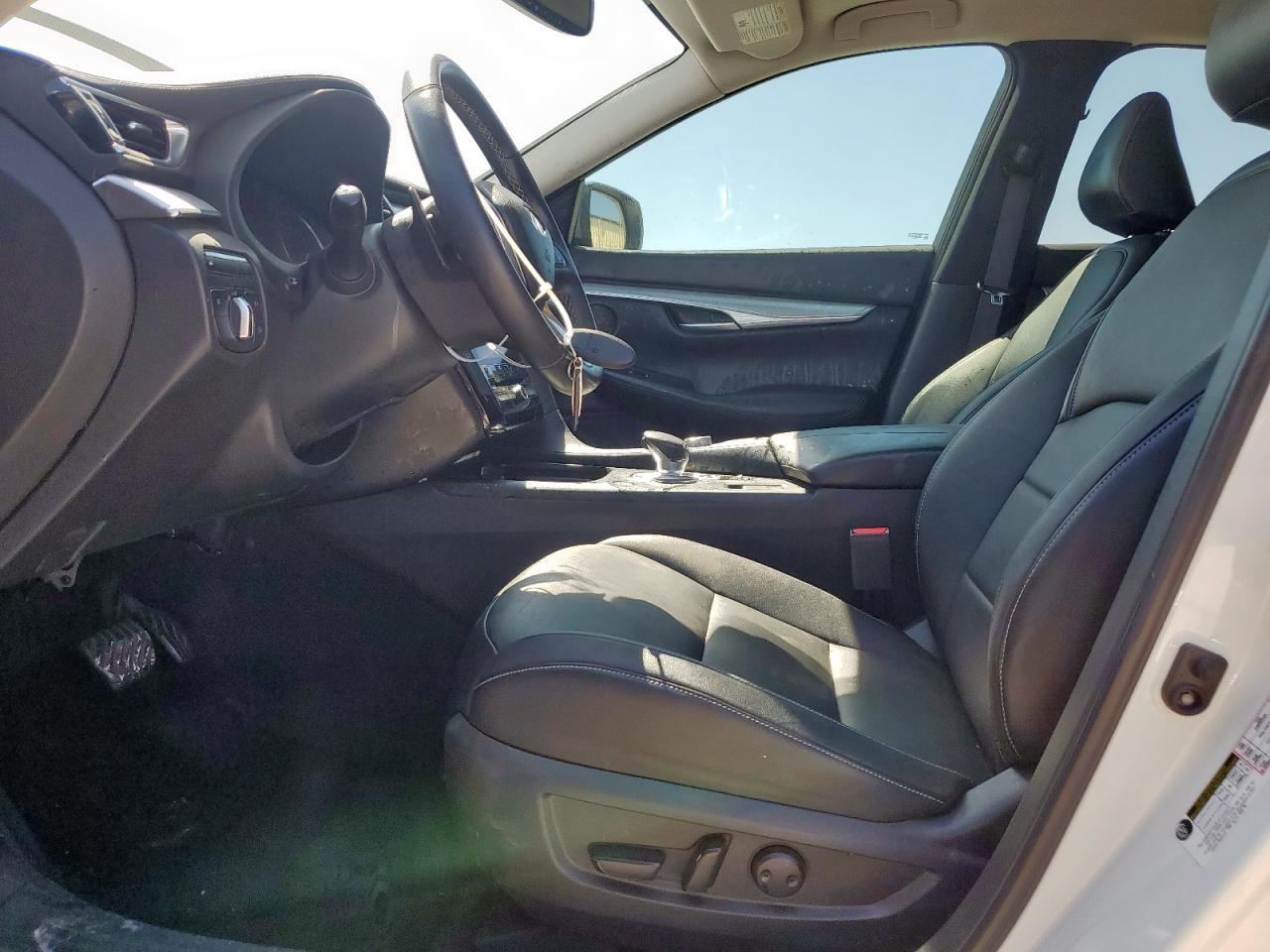 2019 INFINITI QX50 ESSEN - Image 7