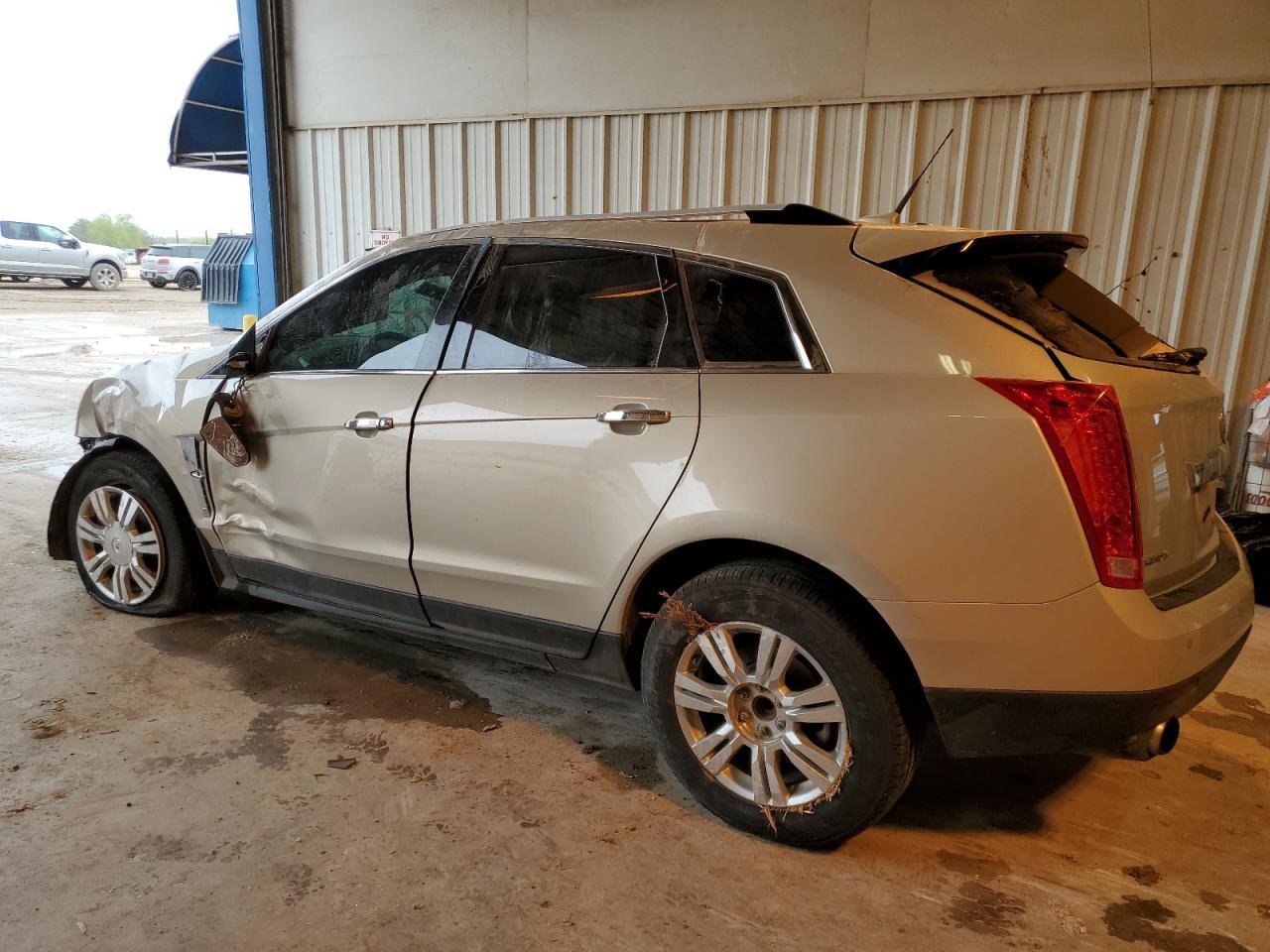 2011 CADILLAC SRX LUXURY - Image 2