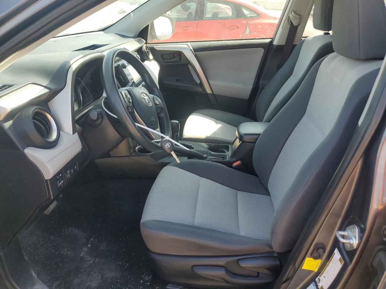 2015 TOYOTA RAV4 LE - Image 7