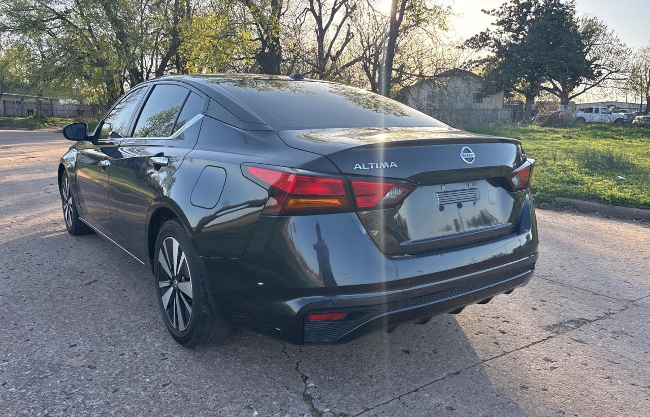 2022 NISSAN ALTIMA SV - Image 3
