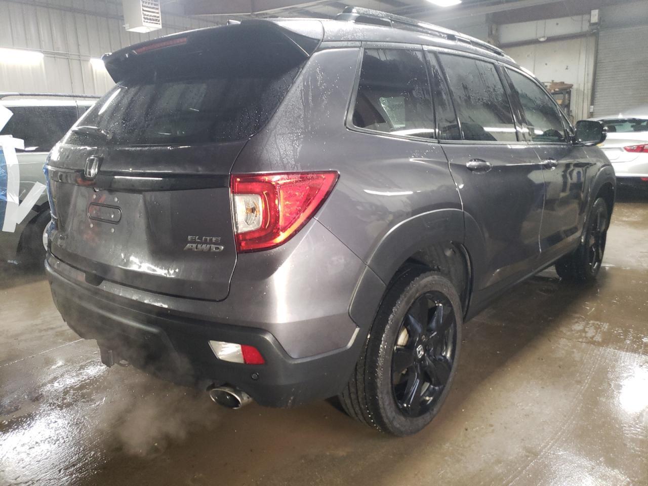 2019 HONDA PASSPORT E - Фото 3