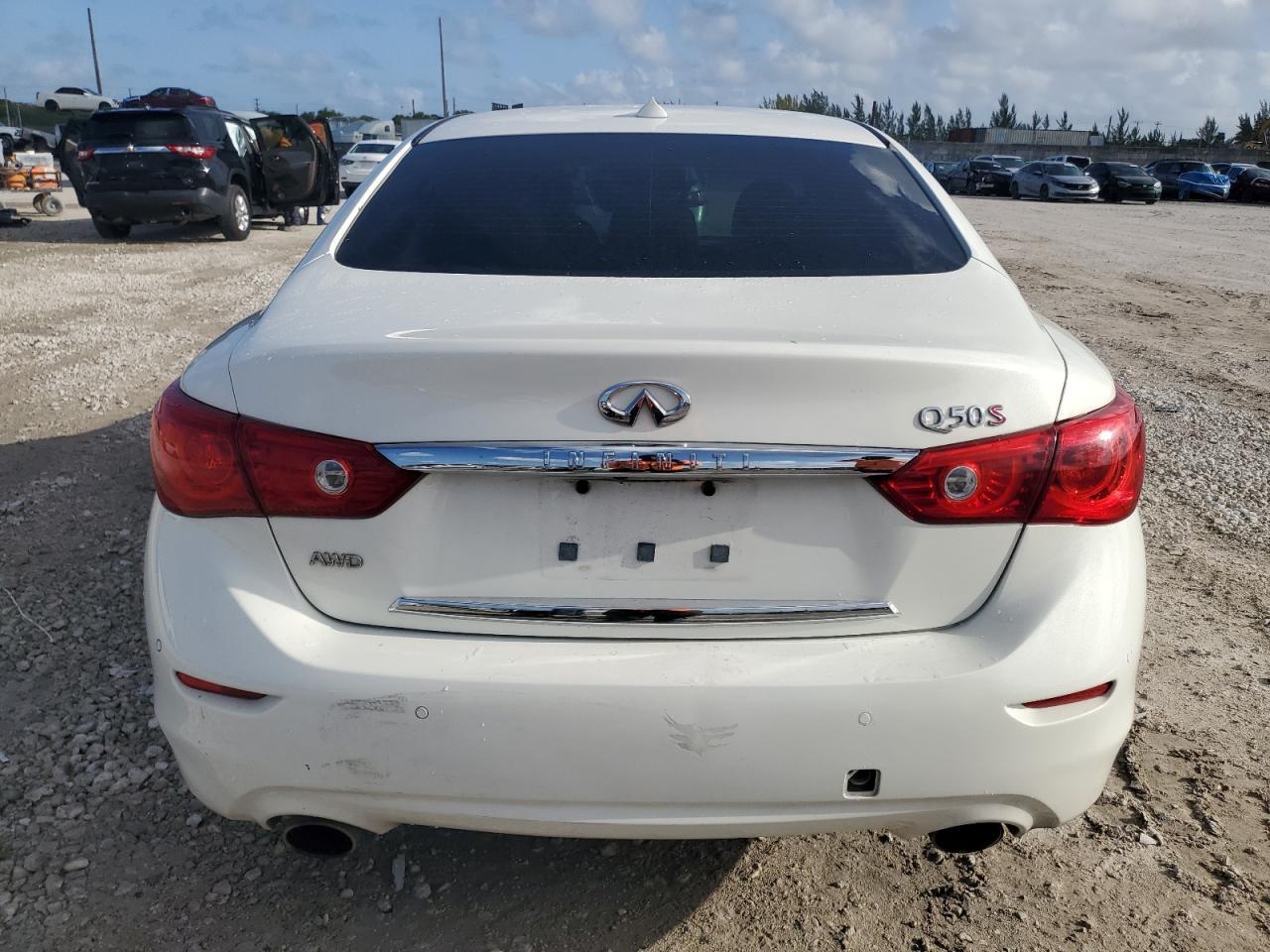 2015 INFINITI Q50 BASE - Image 6