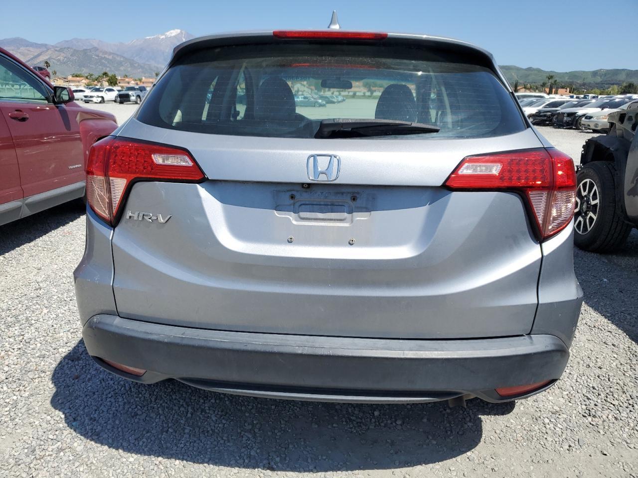 2018 HONDA HR-V LX - Image 6