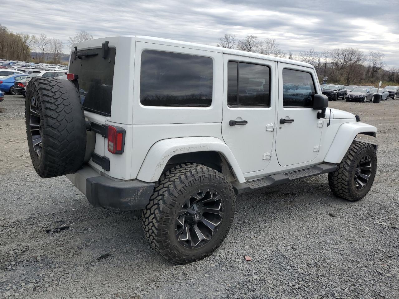 2014 JEEP WRANGLER U - Image 3