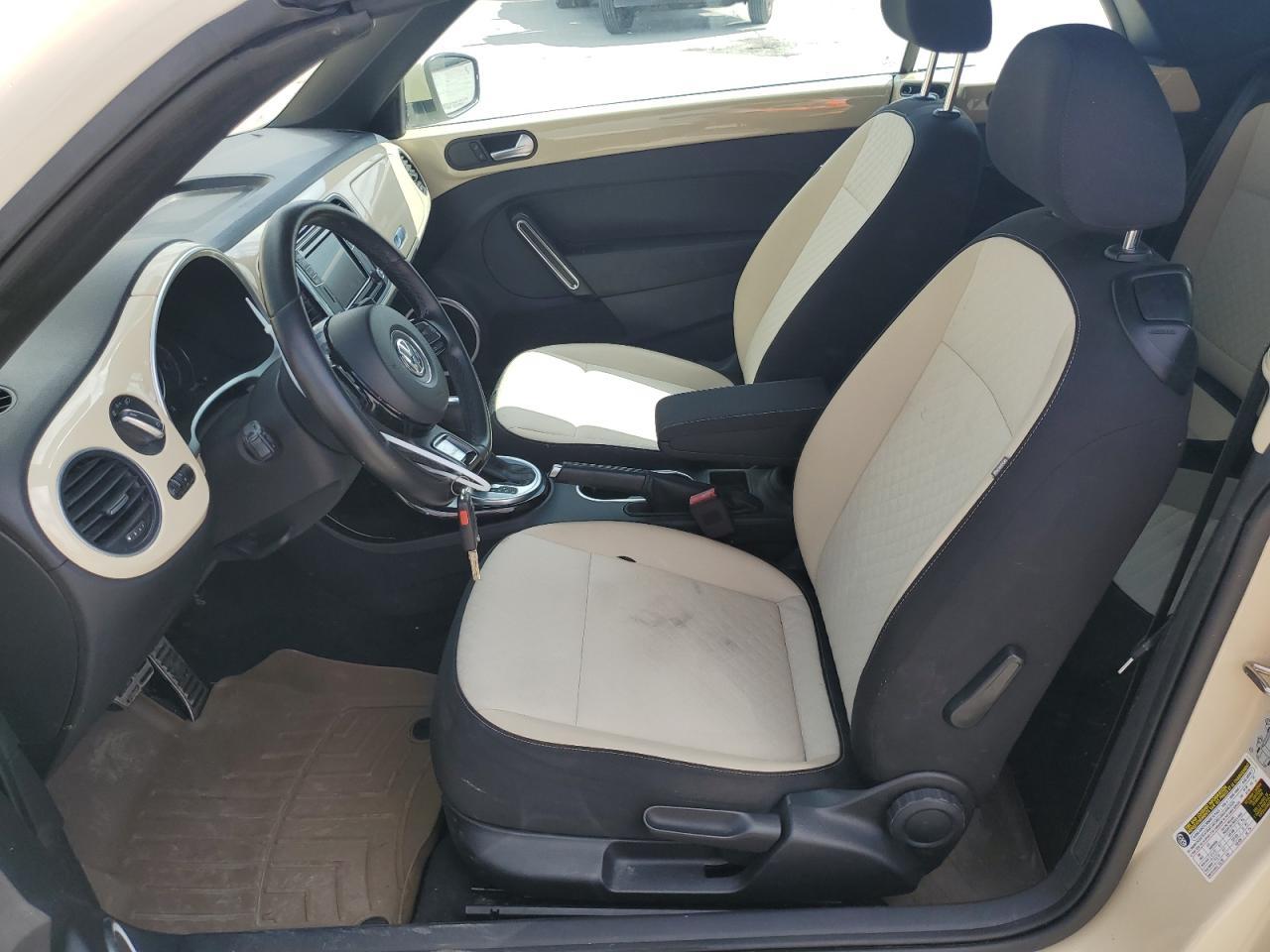 2019 VOLKSWAGEN BEETLE S - Image 7