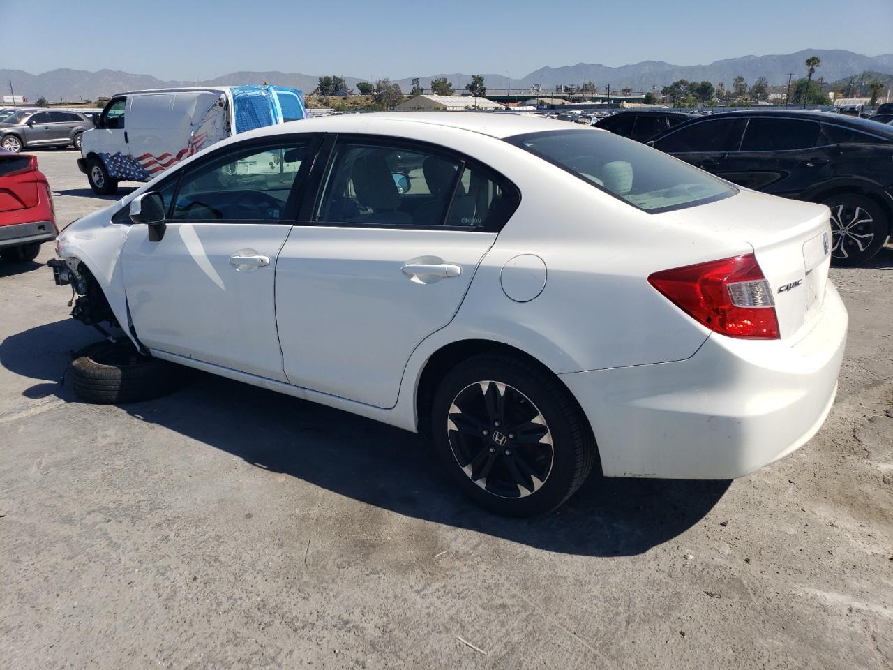 2012 HONDA CIVIC LX - Image 2
