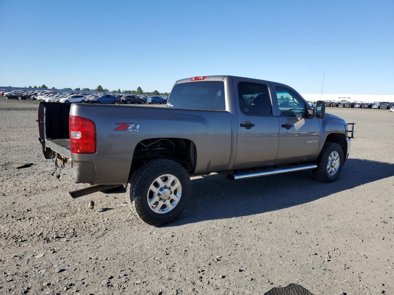 2013 CHEVROLET SILVERADO - Image 3
