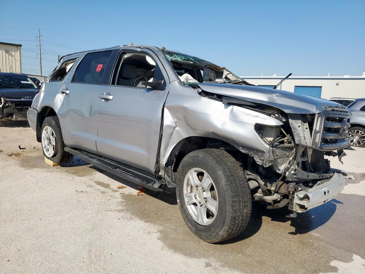 2012 TOYOTA SEQUOIA SR - Фото 4