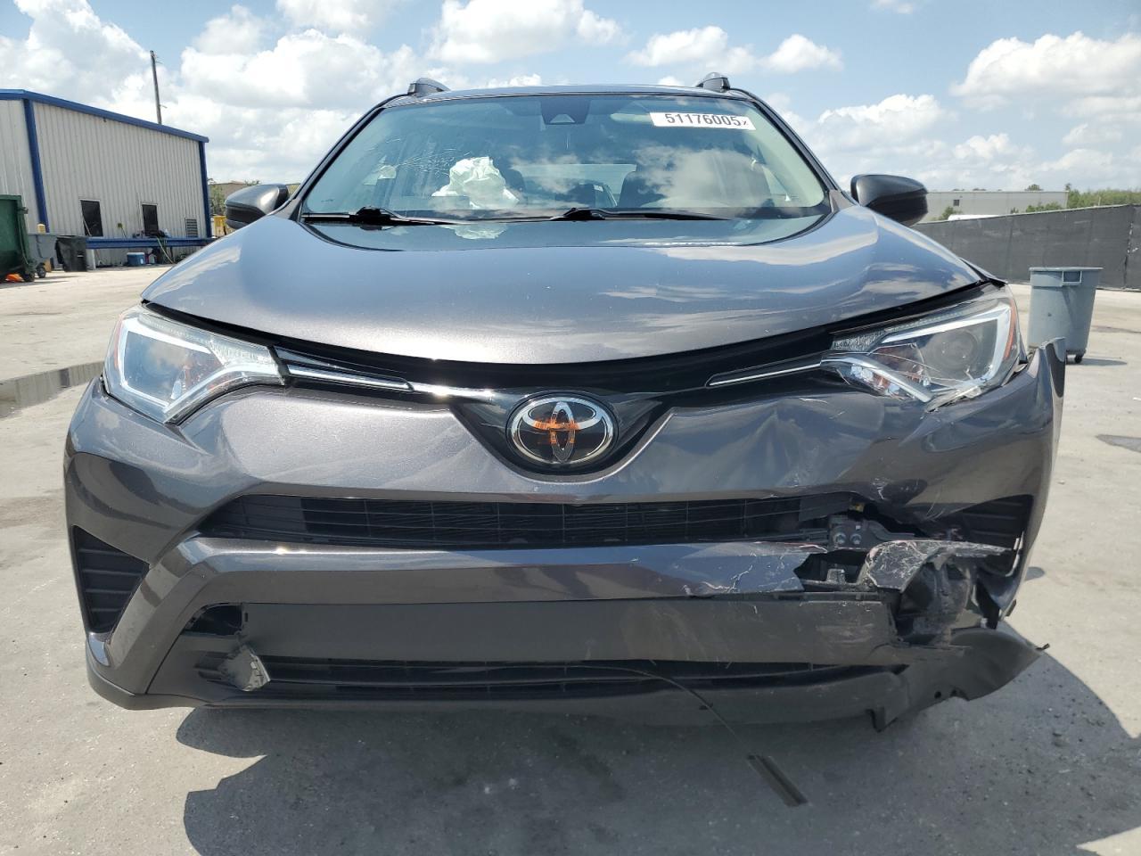 2017 TOYOTA RAV4 LE - Image 5