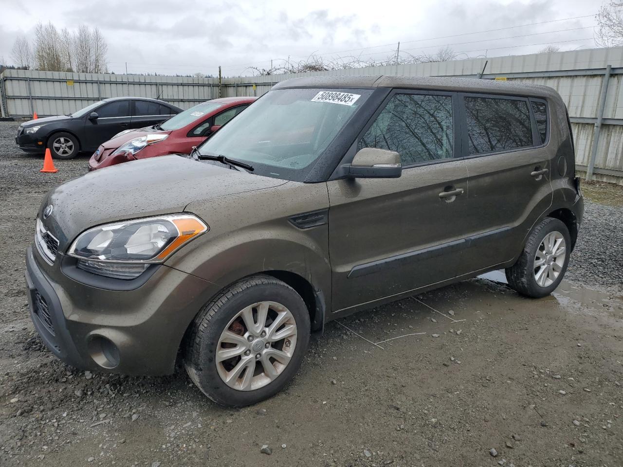 2013 KIA SOUL +