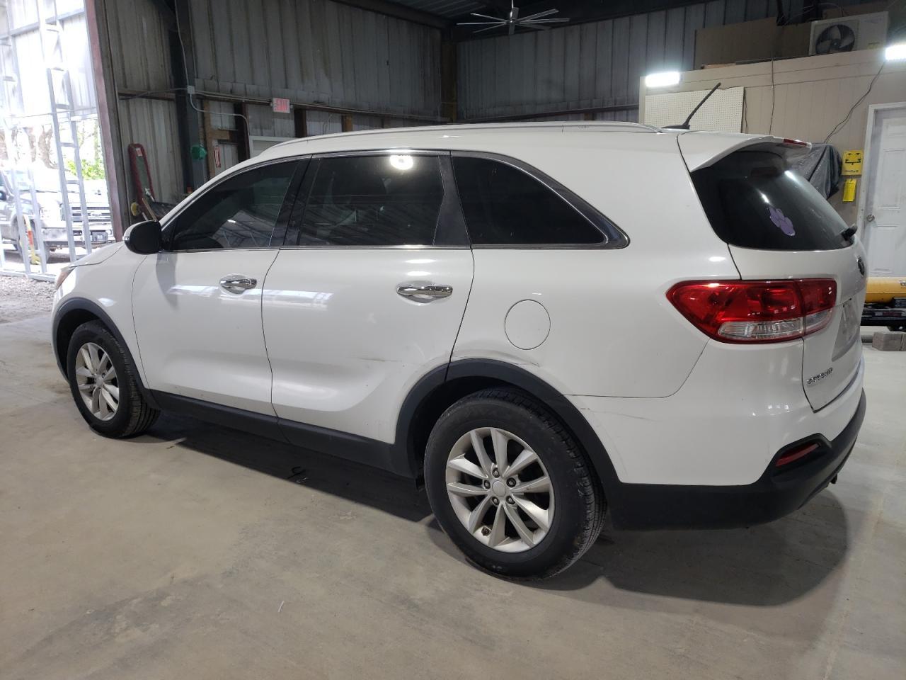 2016 KIA SORENTO LX - Image 2