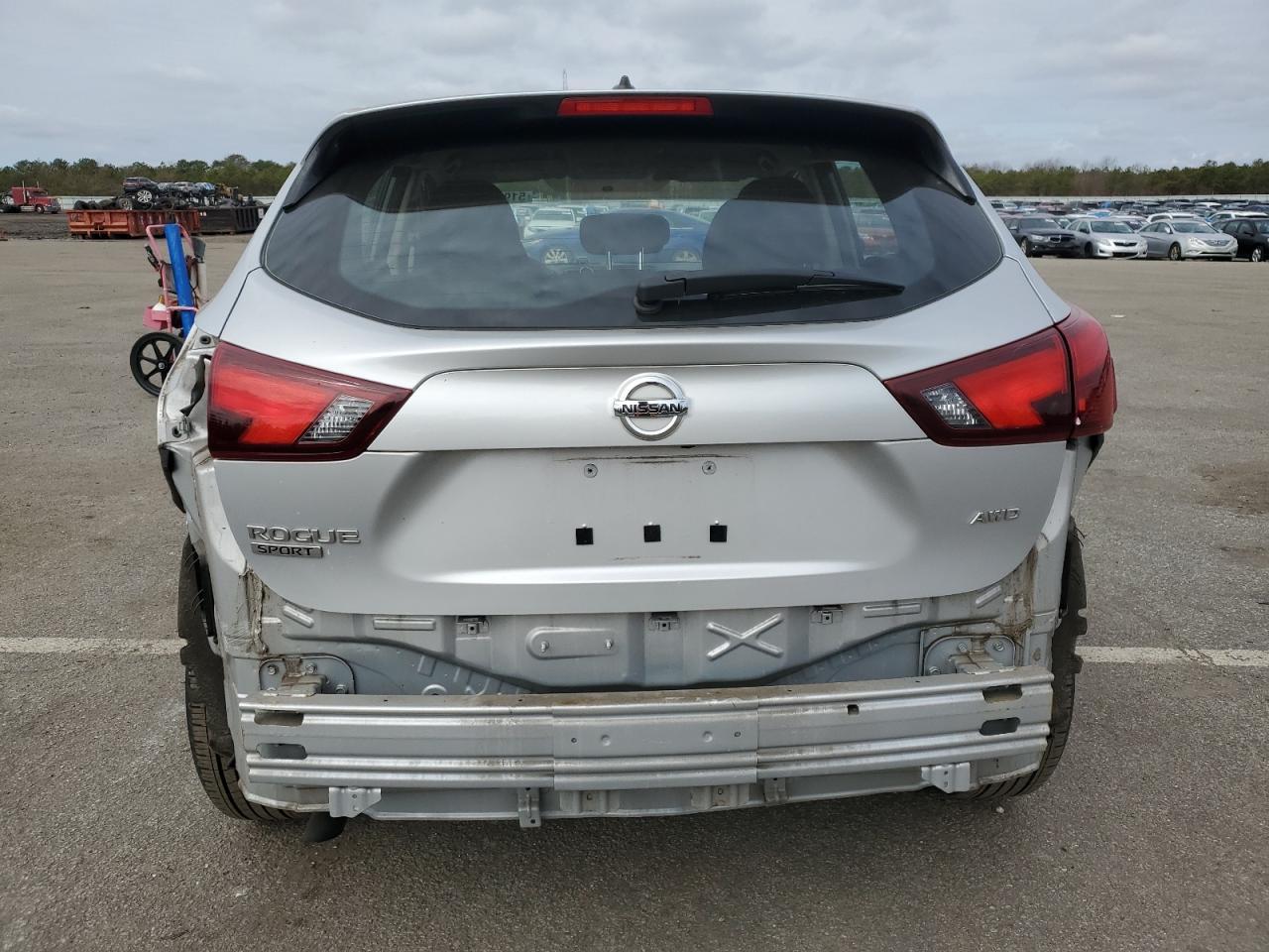 2018 NISSAN ROGUE SPOR - Фото 6