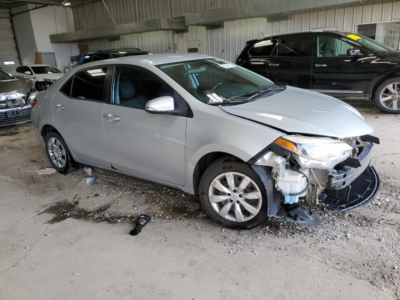 2014 TOYOTA COROLLA L - Image 4