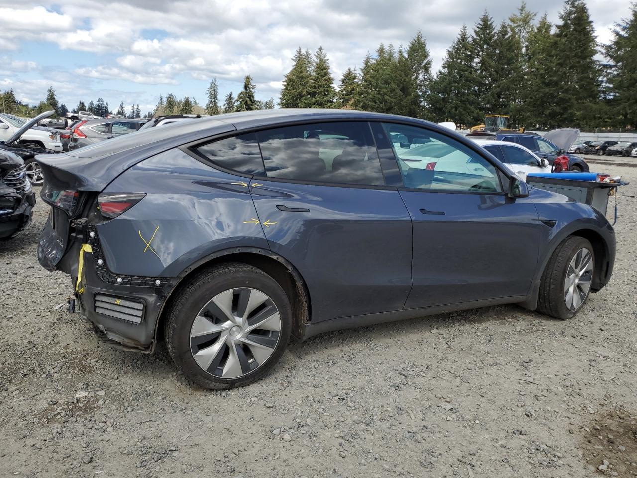 2023 TESLA MODEL Y - Фото 3