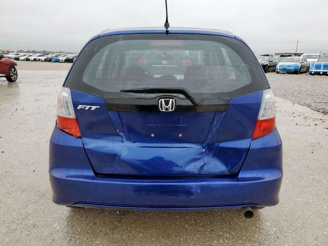 2011 HONDA FIT - Image 6