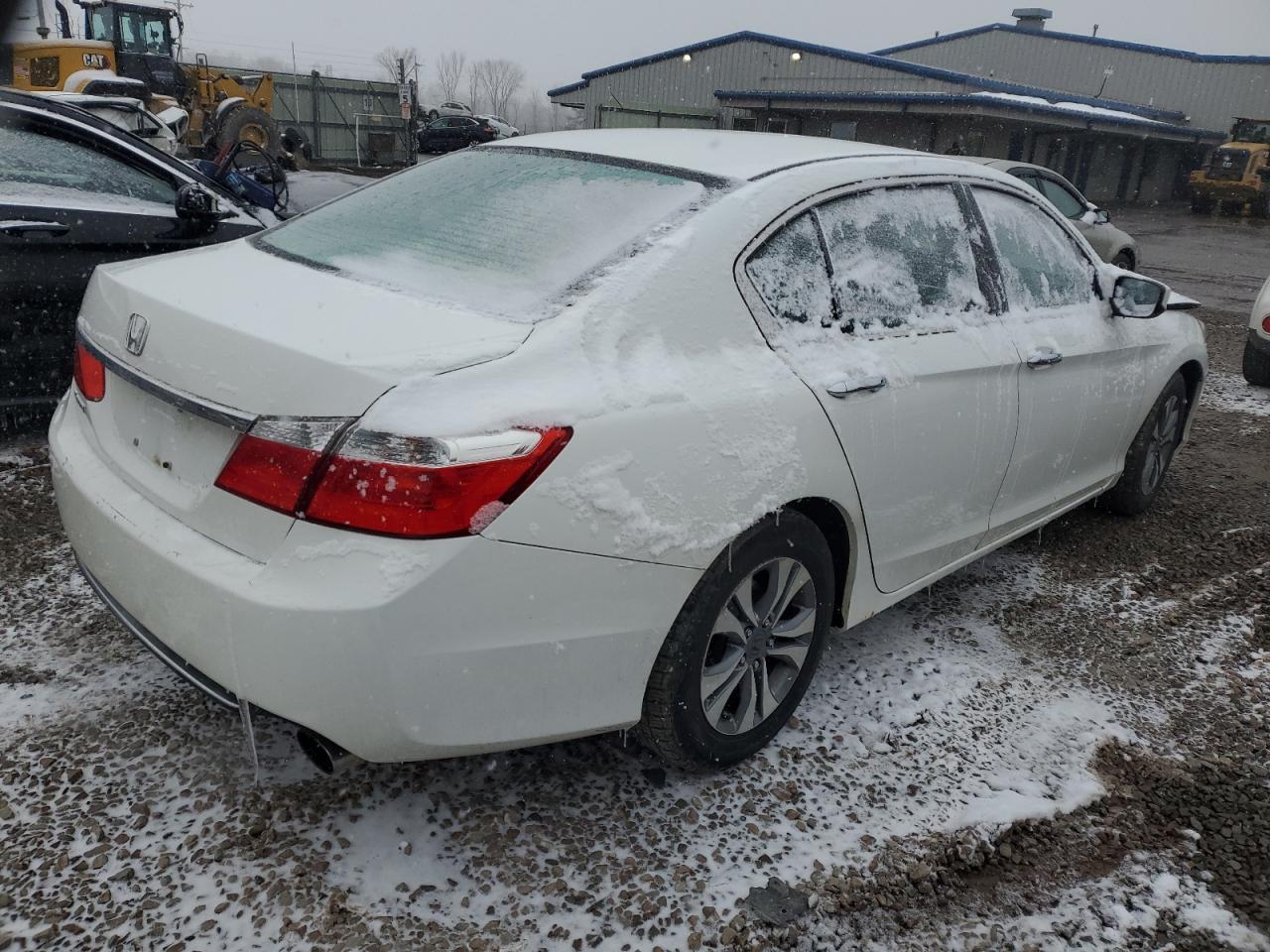 2014 HONDA ACCORD LX - Image 3