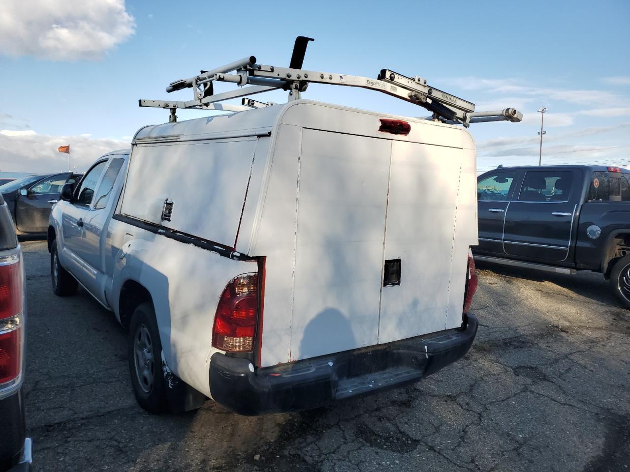 2015 TOYOTA TACOMA ACC - Image 2