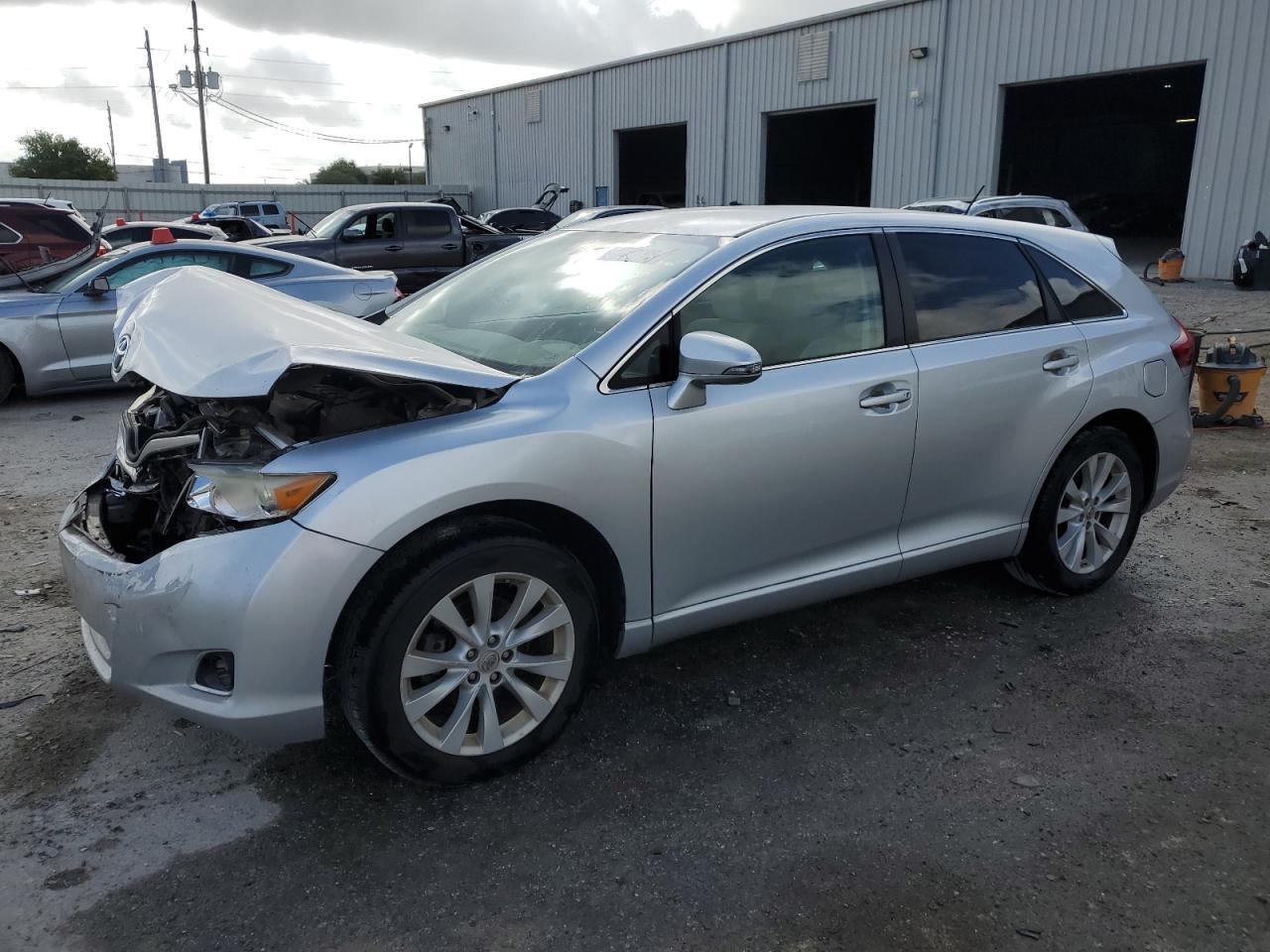 2013 TOYOTA VENZA LE