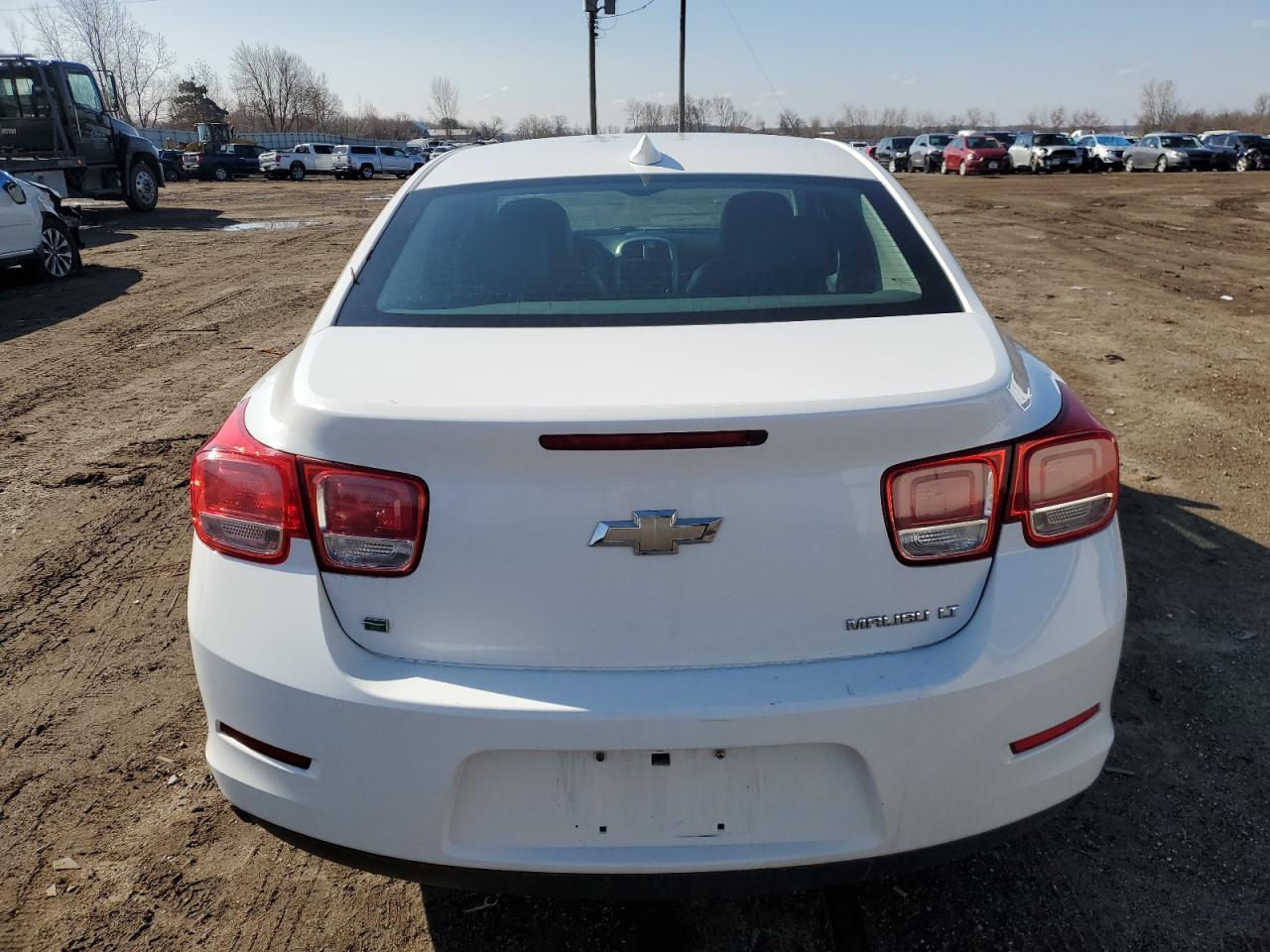 2015 CHEVROLET MALIBU 1LT - Image 6