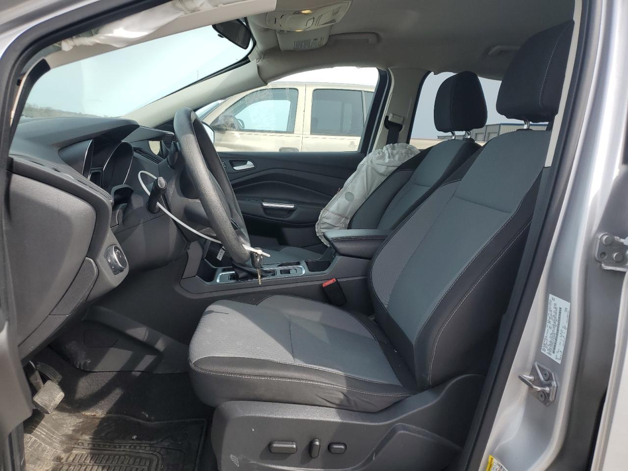 2017 FORD ESCAPE SE - Image 7