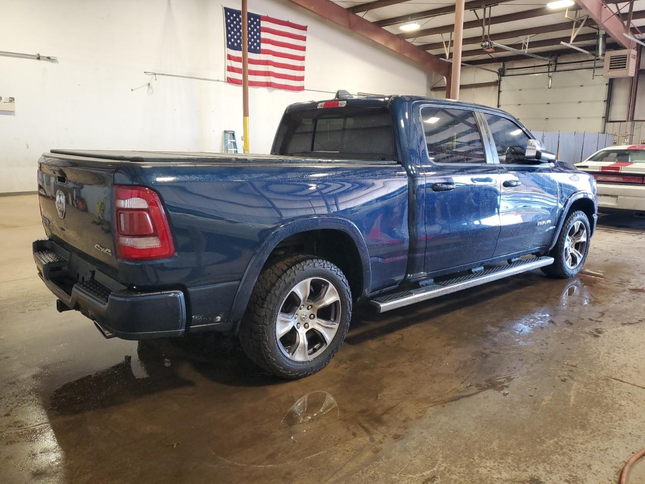 2019 RAM 1500 LARAM - Фото 3