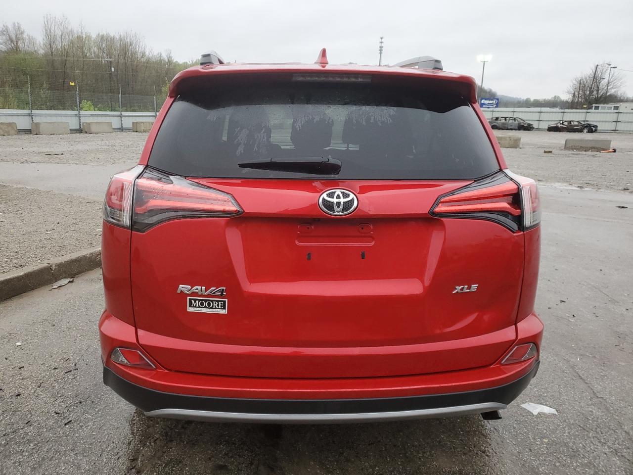 2017 TOYOTA RAV4 XLE - Image 6