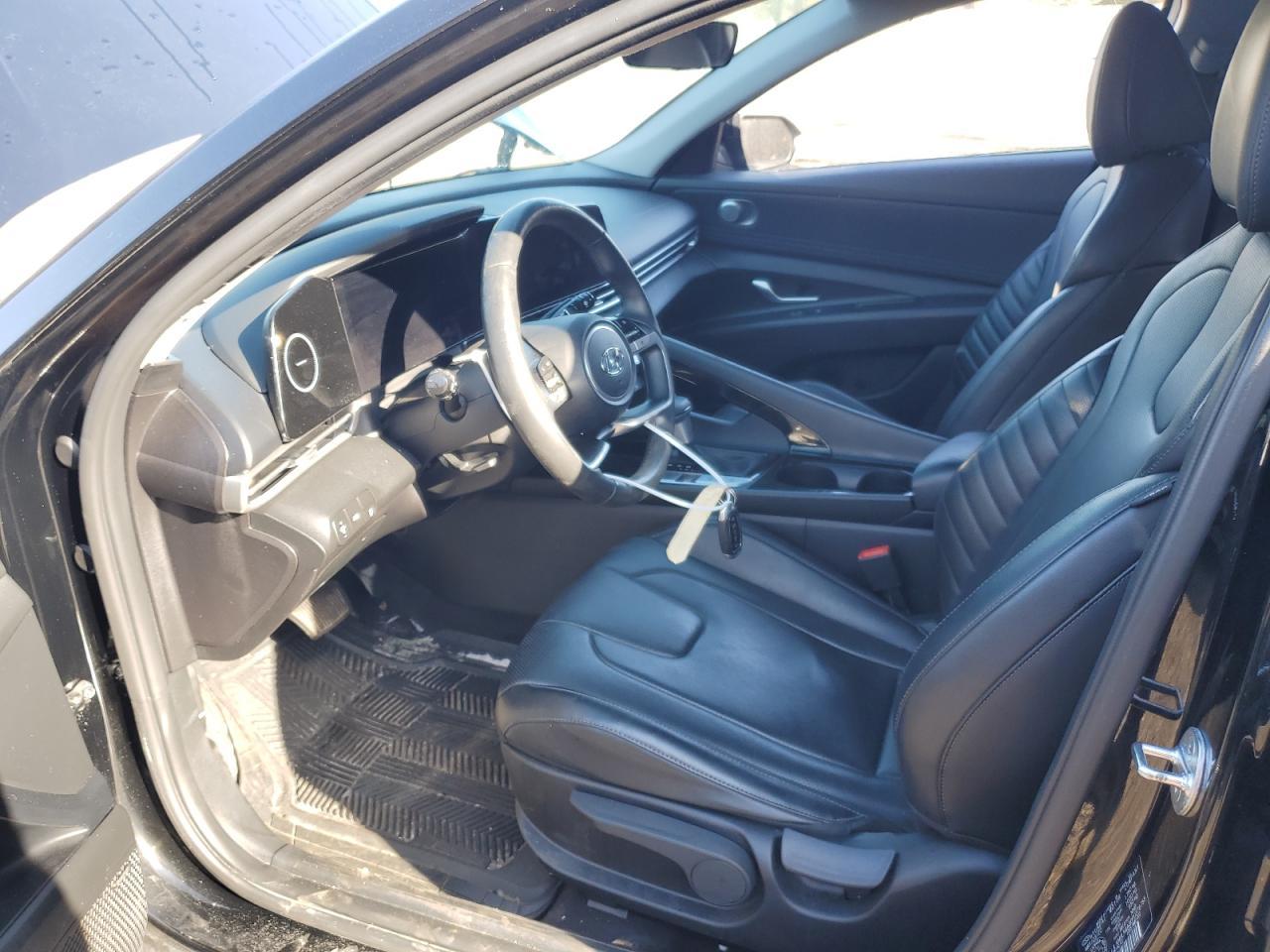 2023 HYUNDAI ELANTRA SE - Фото 7