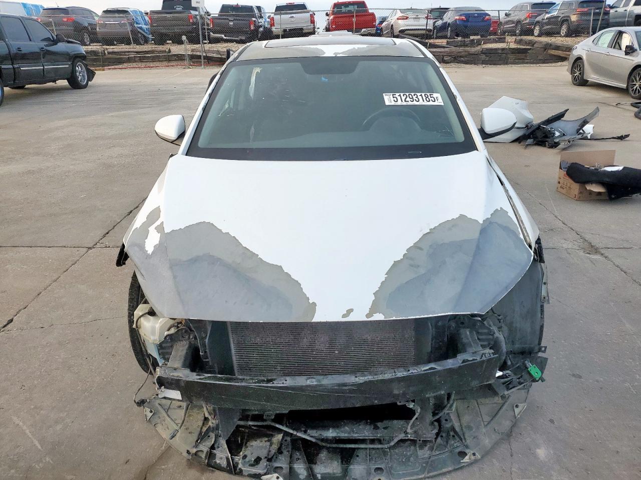 2018 HYUNDAI ELANTRA SE - Image 5