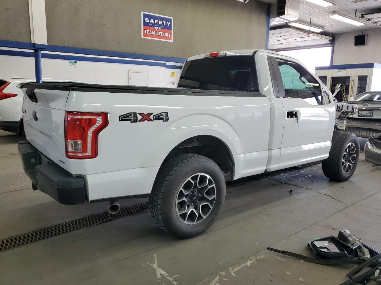 2016 FORD F150 - Фото 3