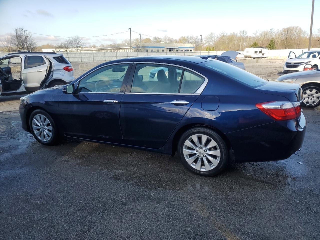 2015 HONDA ACCORD EXL - Image 2