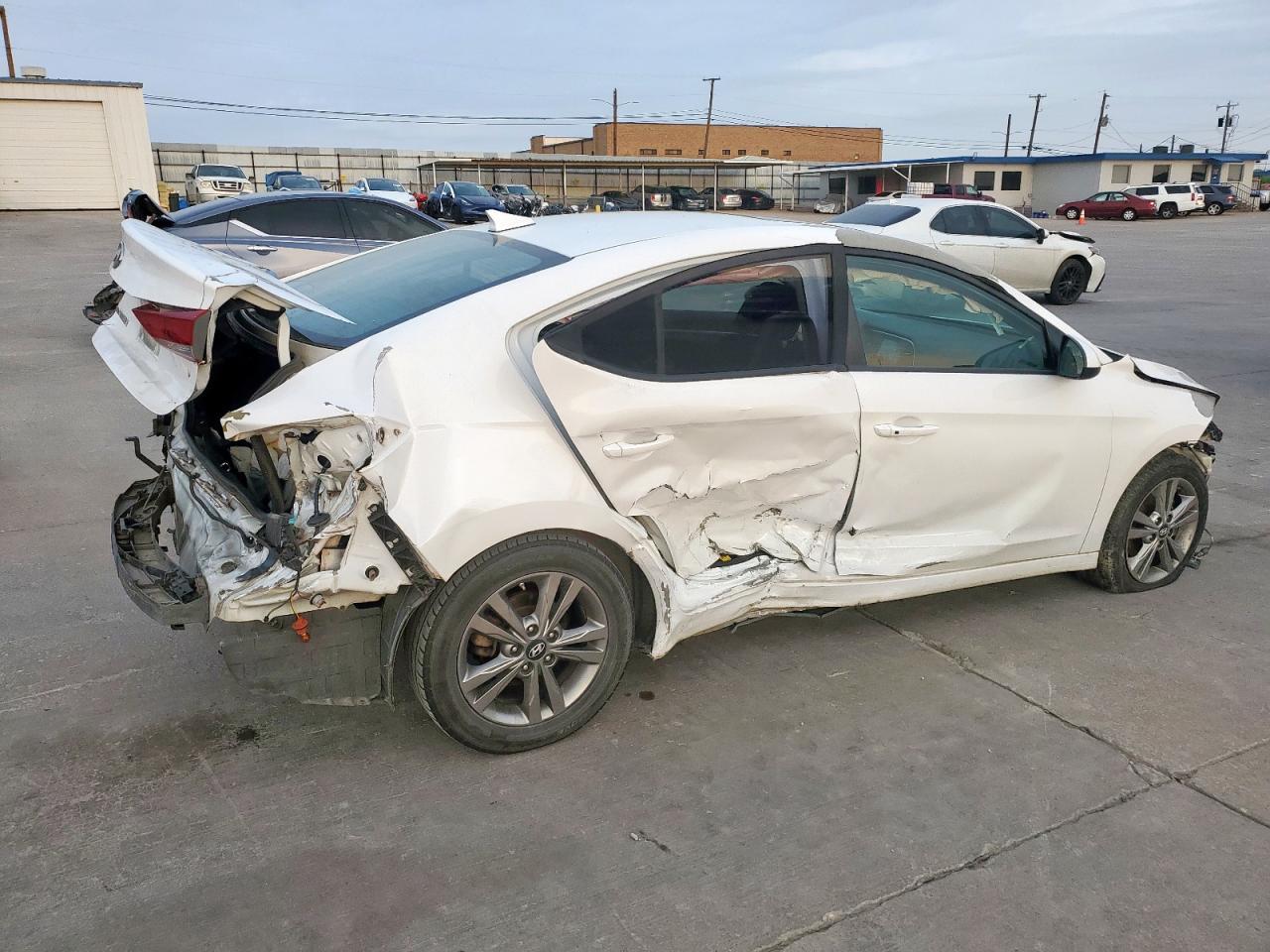 2018 HYUNDAI ELANTRA SE - Image 3