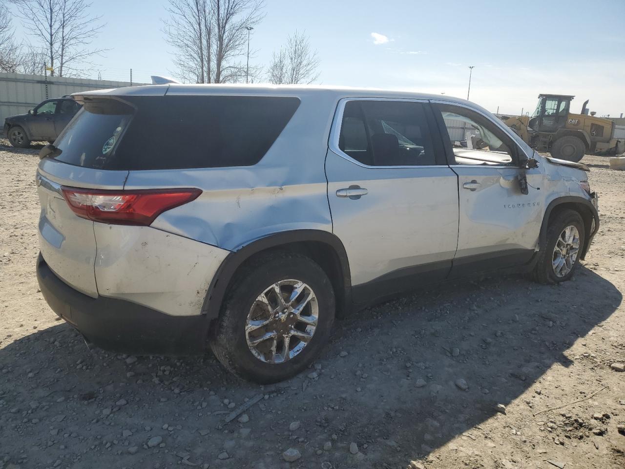 2018 CHEVROLET TRAVERSE L - Фото 3