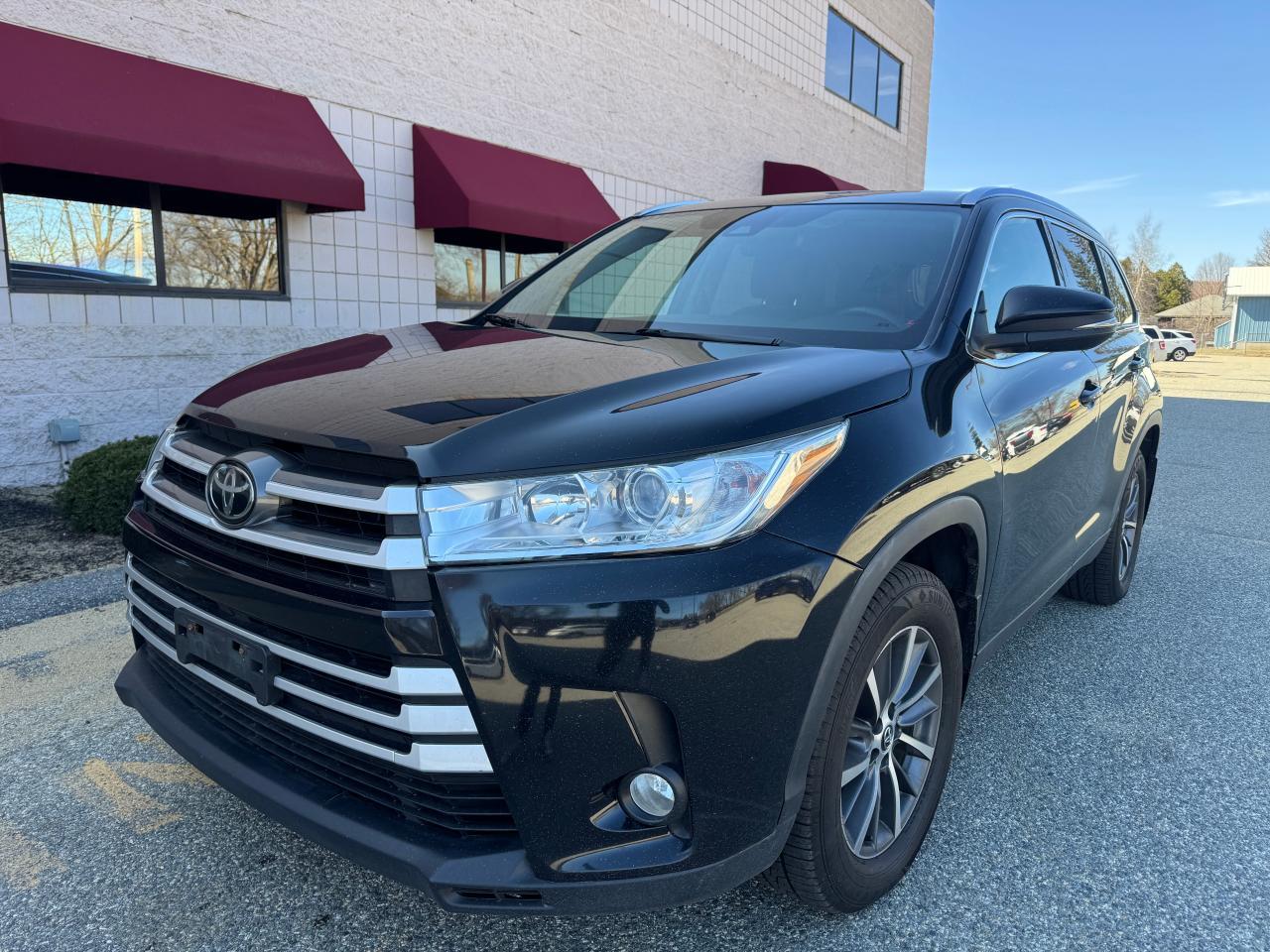 2019 TOYOTA HIGHLANDER - Image 2