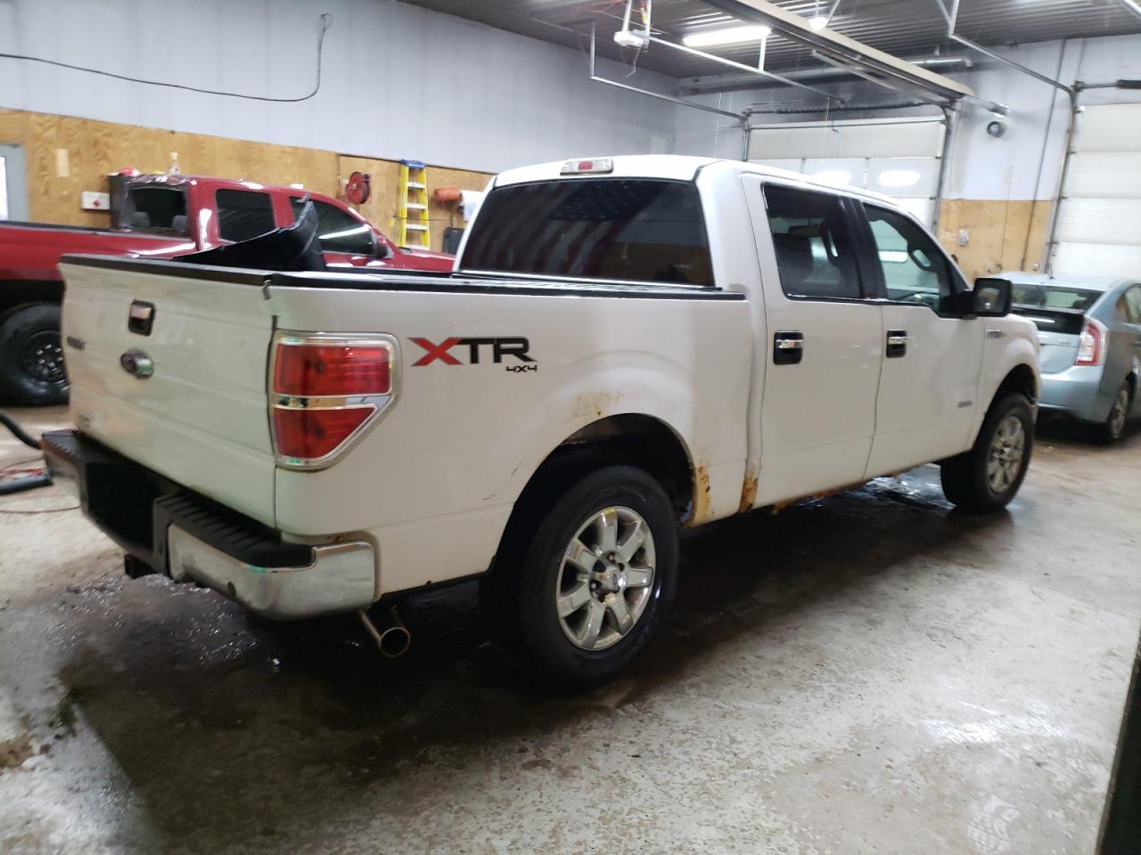 2014 FORD F150 SUPER - Фото 3