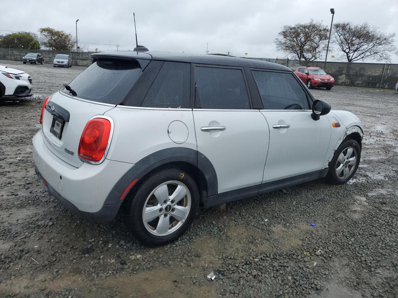 2017 MINI COOPER - Image 3