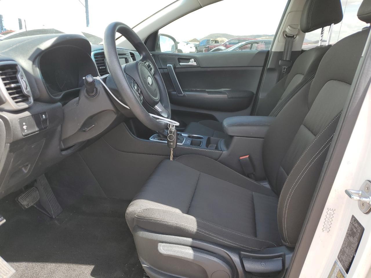 2017 KIA SPORTAGE L - Image 7