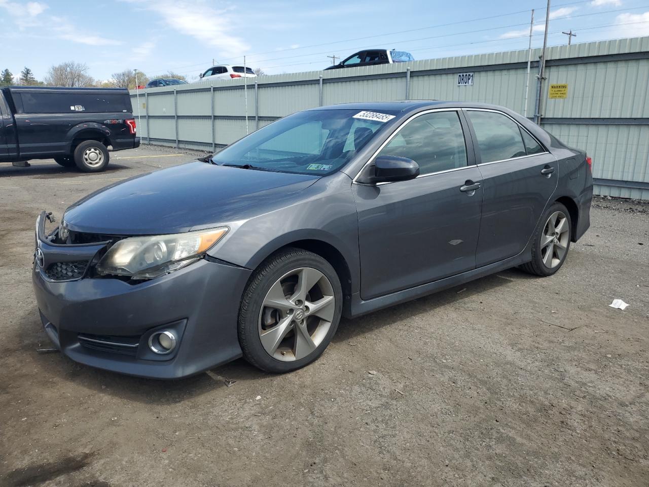 2012 TOYOTA CAMRY SE