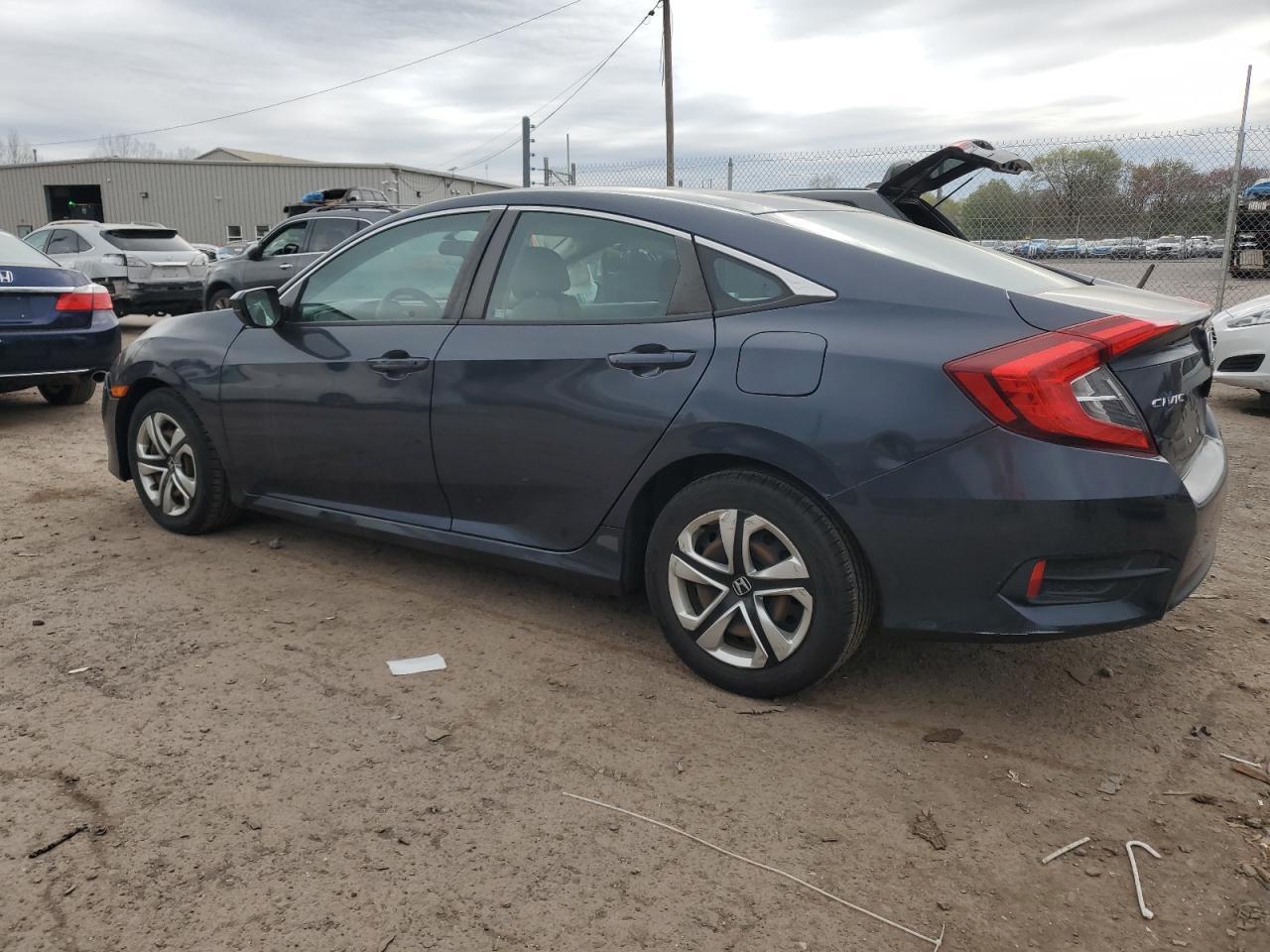 2017 HONDA CIVIC LX - Фото 2