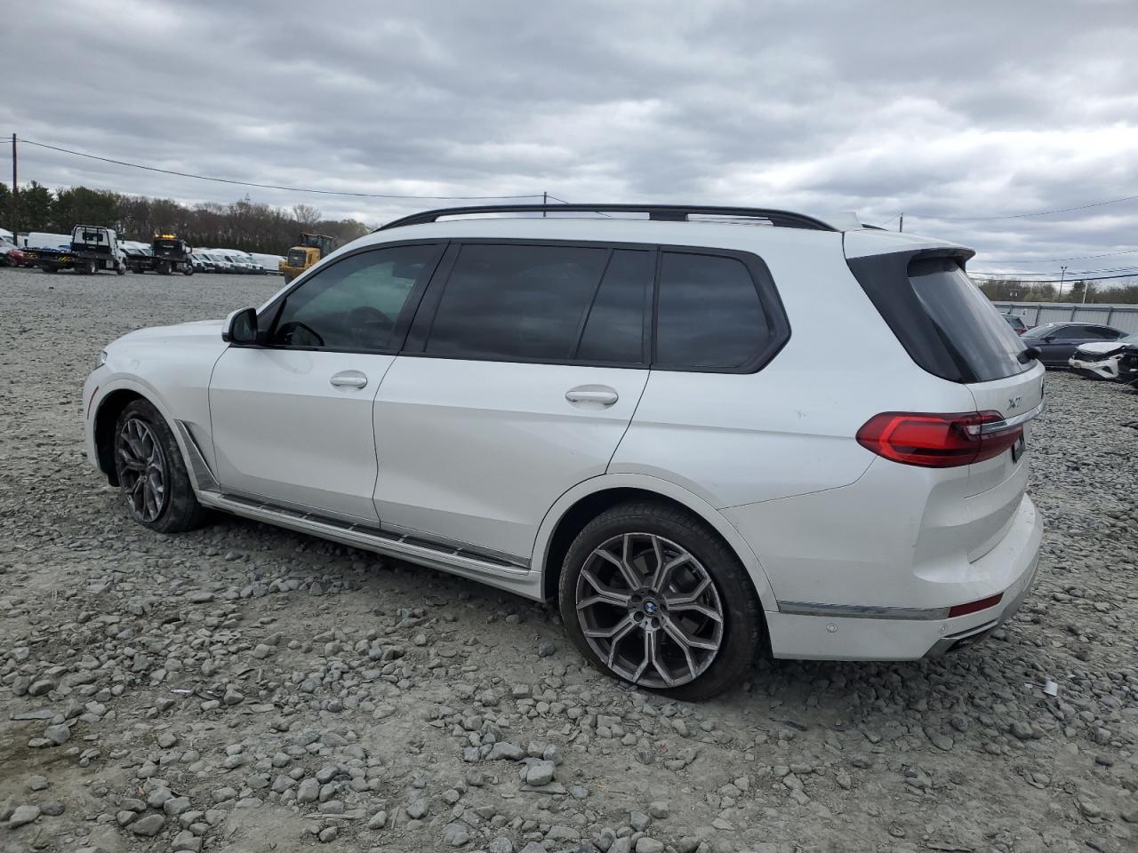 2021 BMW X7 XDRIVE4 - Фото 2