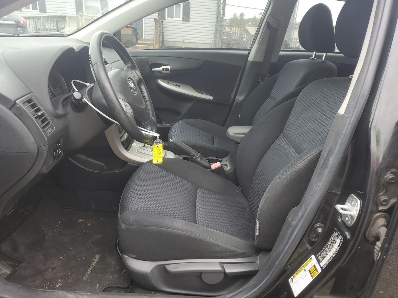 2010 TOYOTA COROLLA XR - Image 7