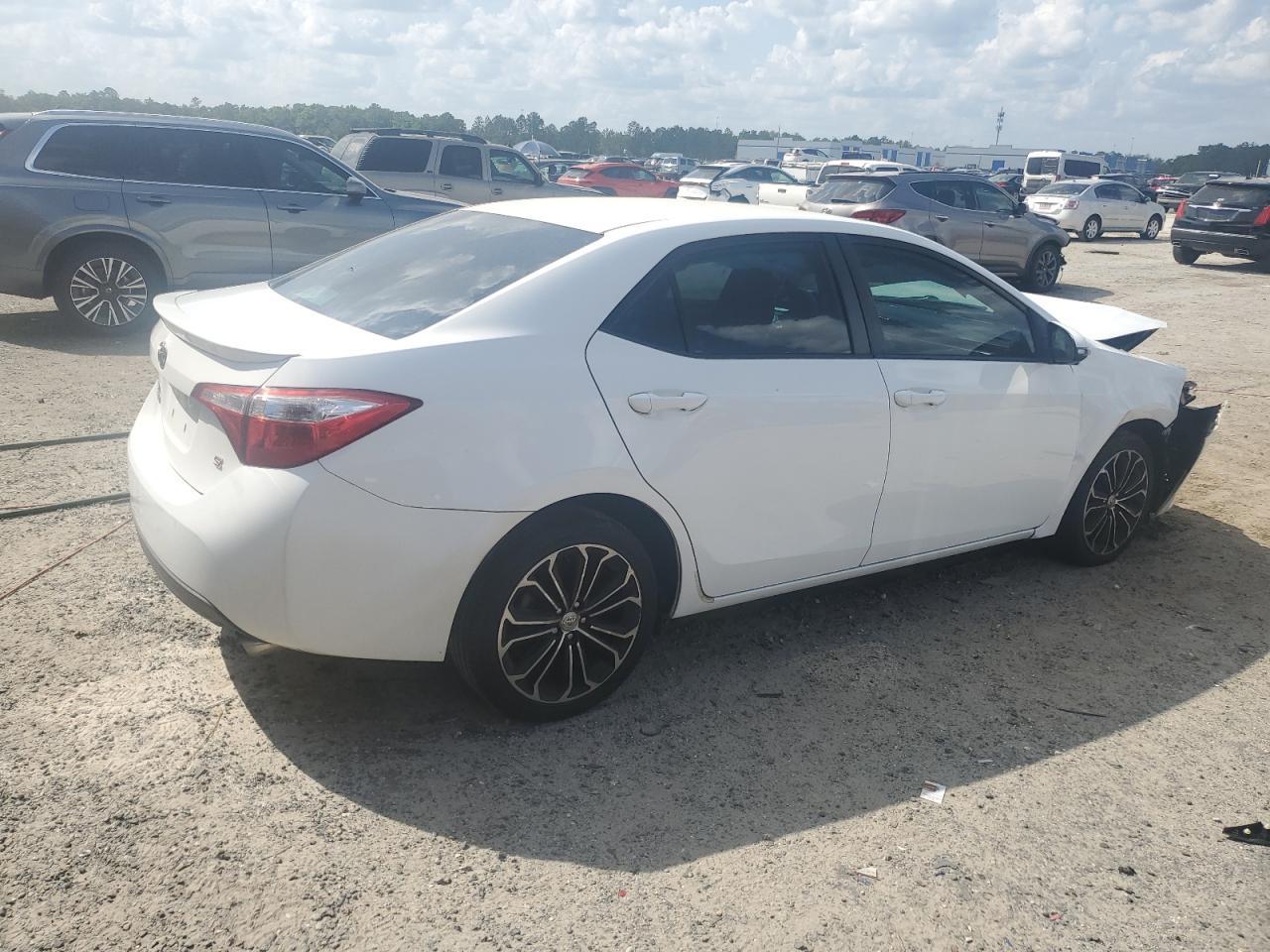 2015 TOYOTA COROLLA L - Image 3
