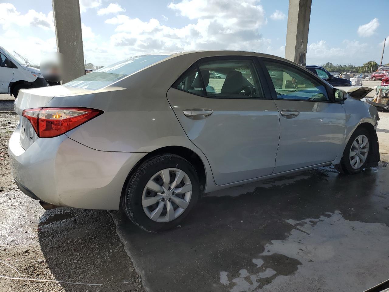 2015 TOYOTA COROLLA L - Image 3
