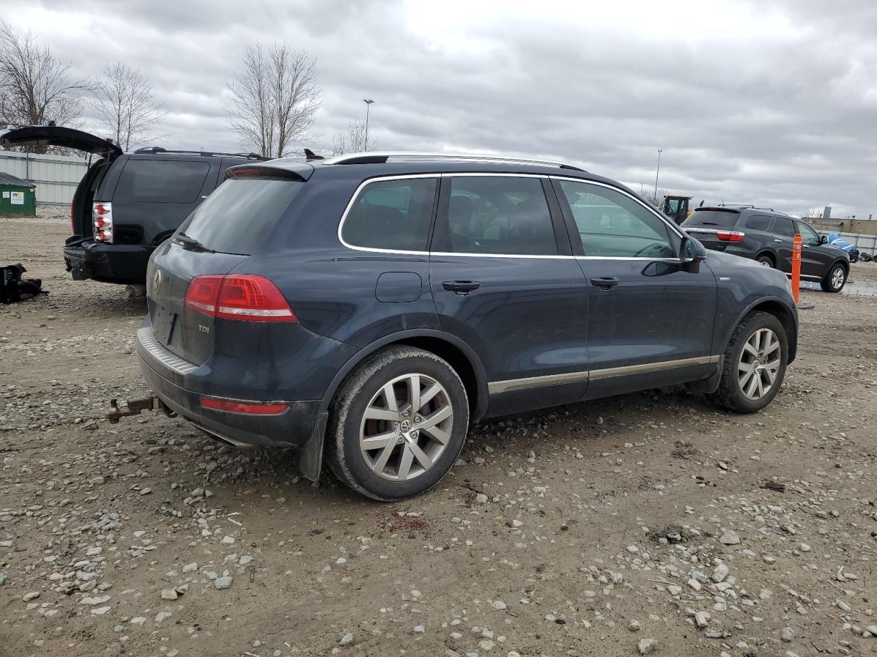 2014 VOLKSWAGEN TOUAREG V6 - Фото 3