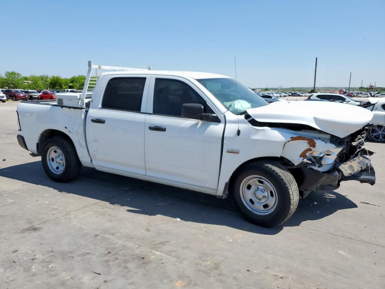 2020 RAM 1500 CLASS - Фото 4