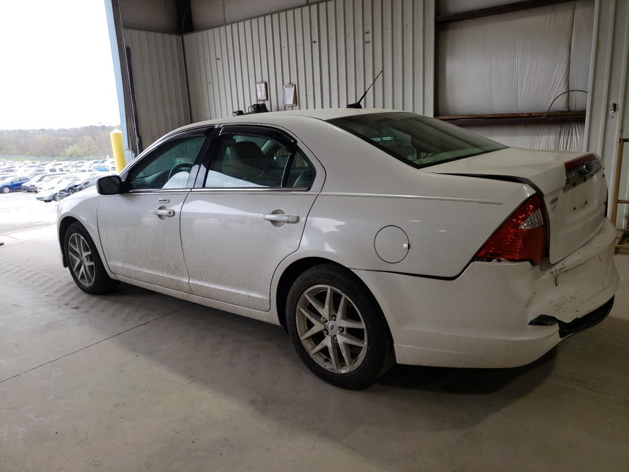 2012 FORD FUSION SEL - Image 2