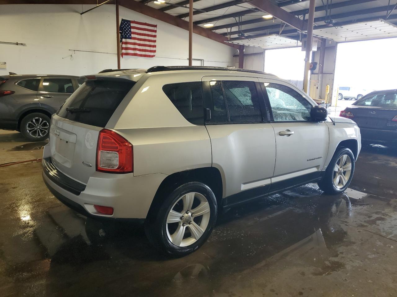 2011 JEEP COMPASS SP - Фото 3