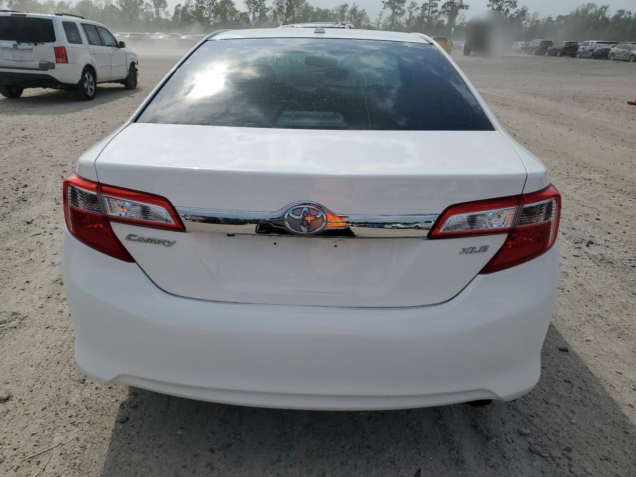 2014 TOYOTA CAMRY L - Фото 6