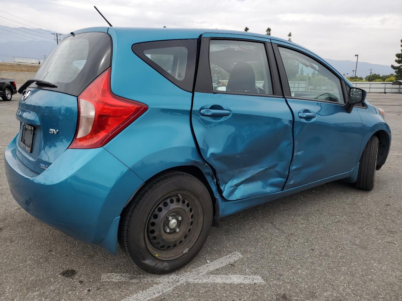 2015 NISSAN VERSA NOTE - Фото 3
